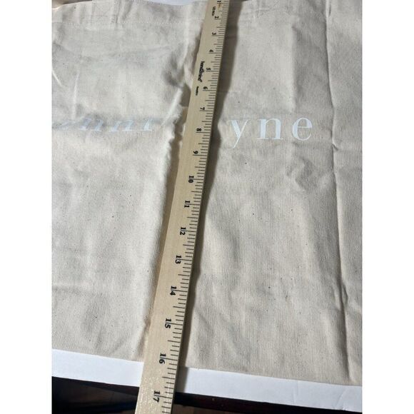 New Jenni Kayne Canvas Tote 23 X 15 X 6 - Picture 7 of 7